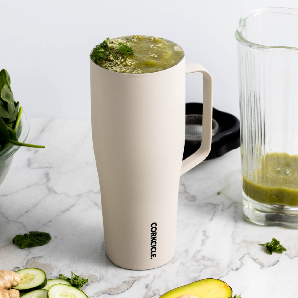cold-cup-xl-x2 588f4a27c4cf--2230CLT-lifestyle.jpg
