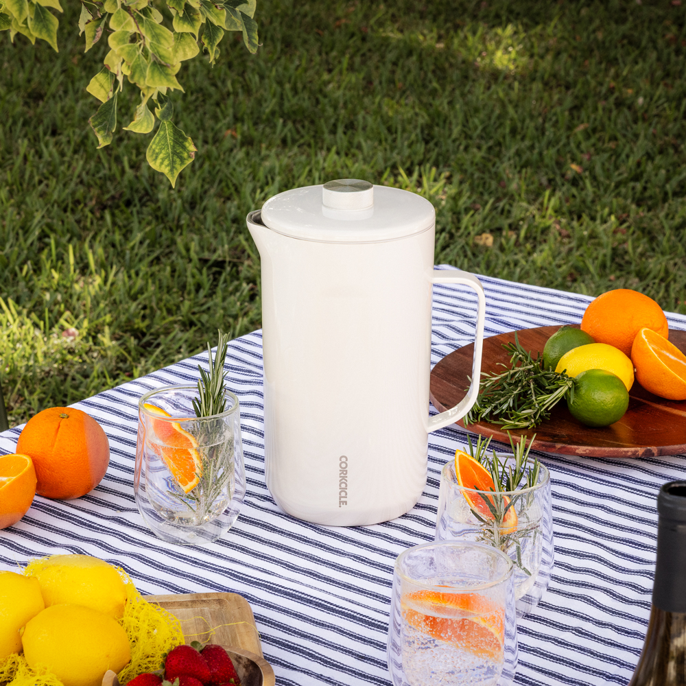 pitcher-x5 OatmilkPitcher_Lifestyle.png